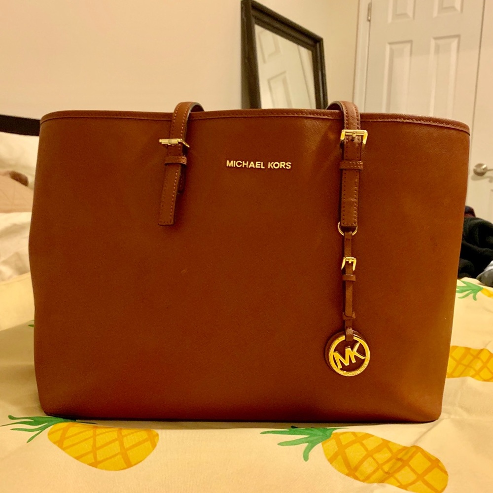 Michael Kors Saffiano Leather Jet Set Tote